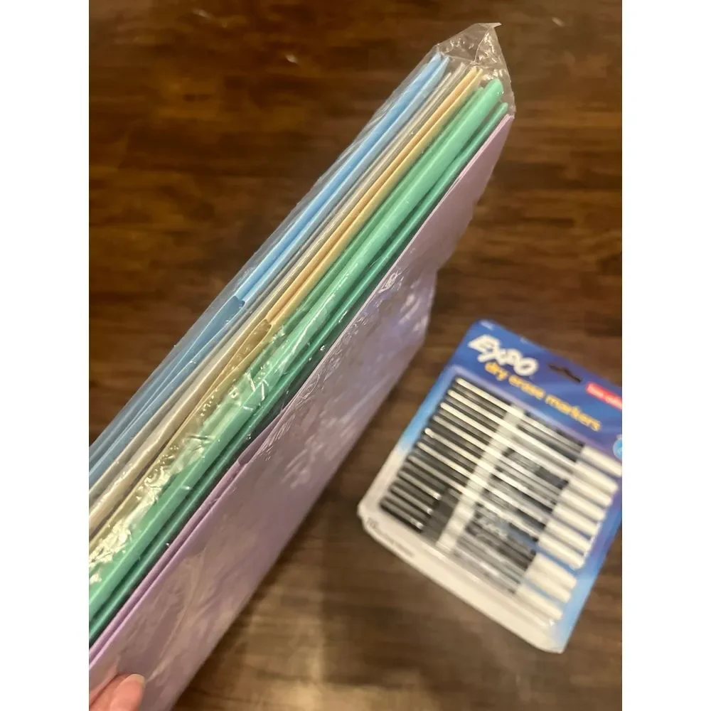 Expo‎ markers, and folders